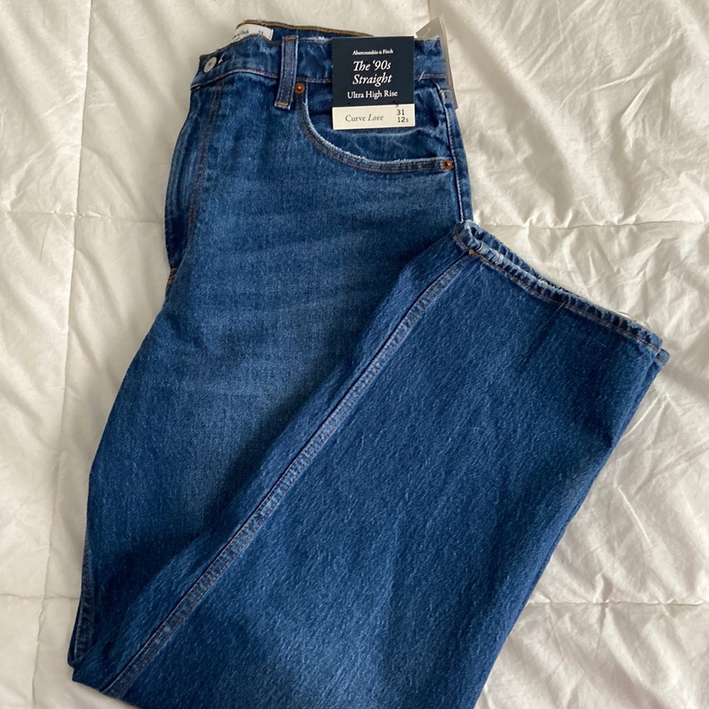 Abercrombie and Fitch NWT ultra high rise jeans. curve love style